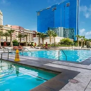 https://amazing-strip-view-1br-corner-unit-at-the-signature-mgm.las-vegashotels.net